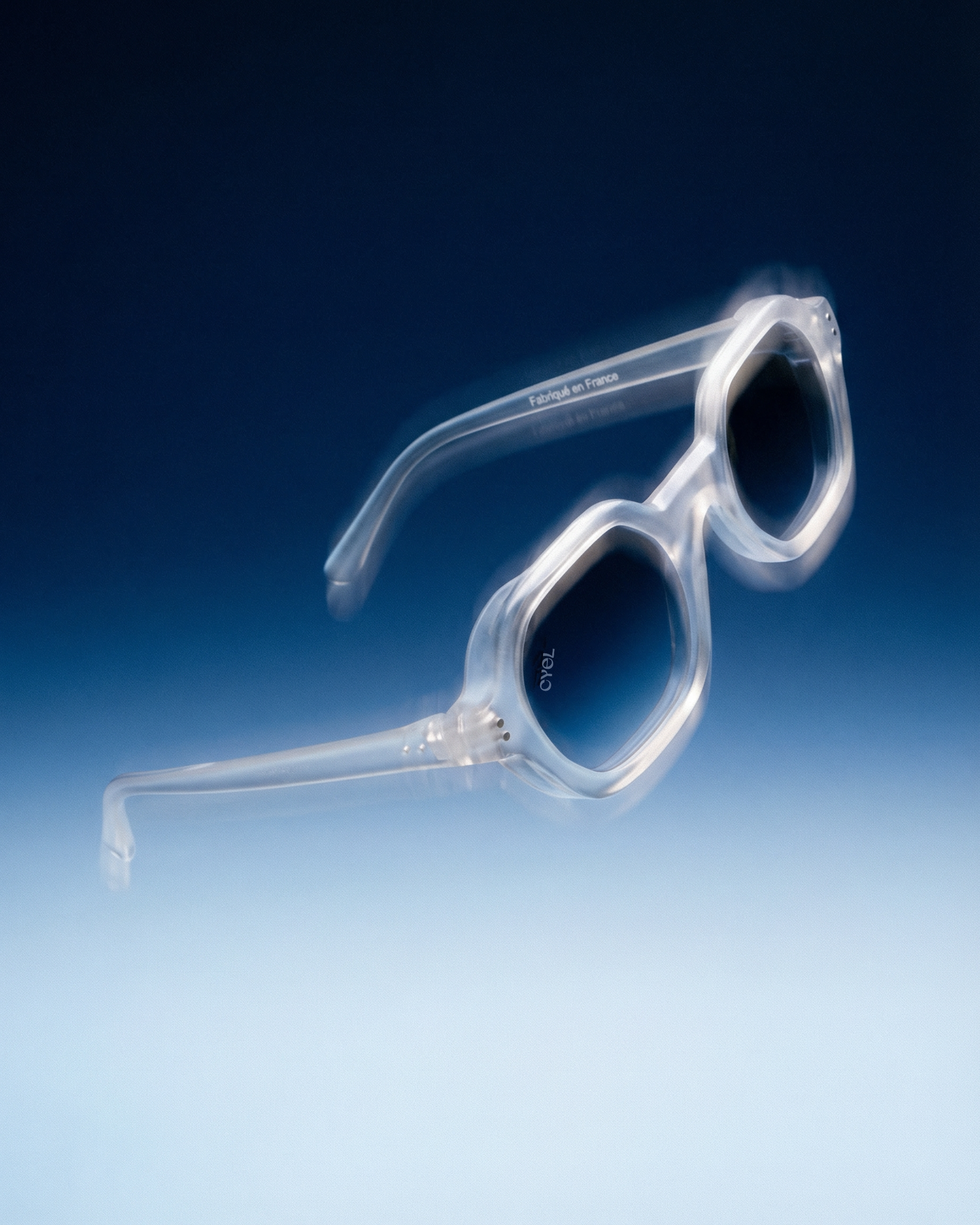 Modèle 001 - Cristal Bleu